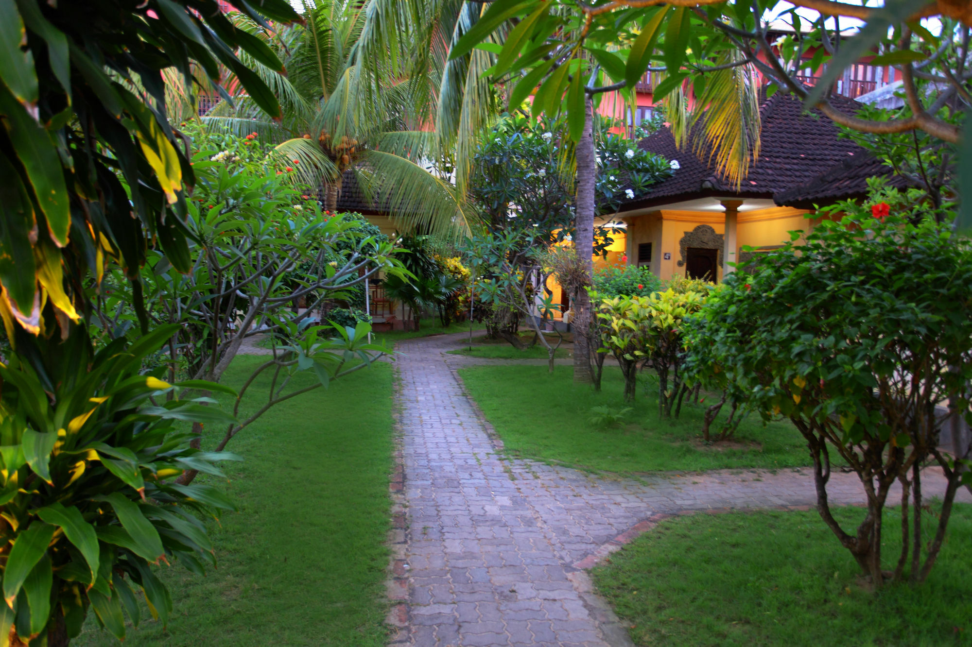 Kodja Beach Inn Kuta Lombok Eksteriør bilde